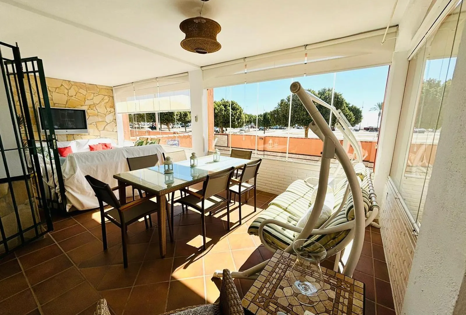 Villa Chalet Con Piscina Privada En Primera Linea De Playa Torremolinos