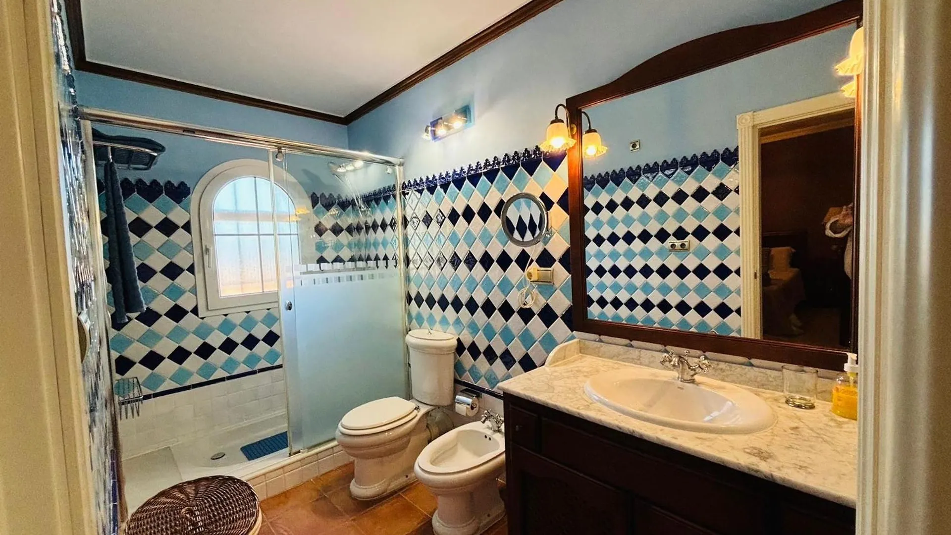 Villa Chalet Con Piscina Privada En Primera Linea De Playa Torremolinos España