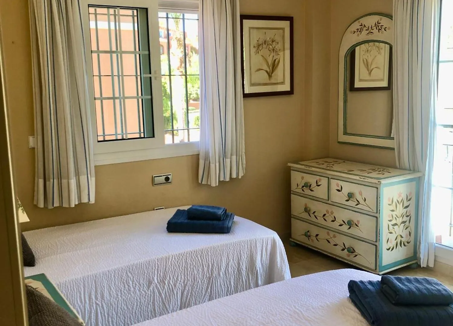 Chalet Con Piscina Privada En Primera Linea De Playa Torremolinos 0*,